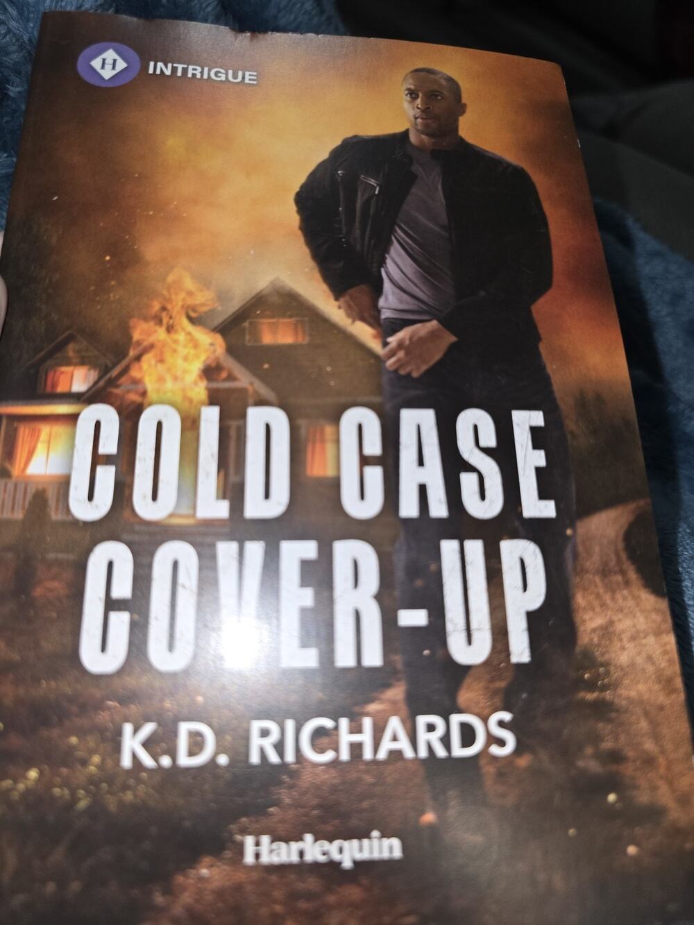 Cold Case Cover-Up by K. D. Richards (2026, Mass Market)